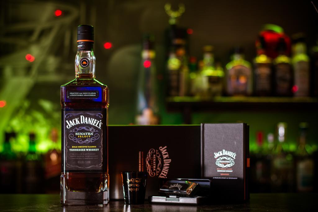 דירות פליראקי Jack Daniel Friends מראה חיצוני תמונה